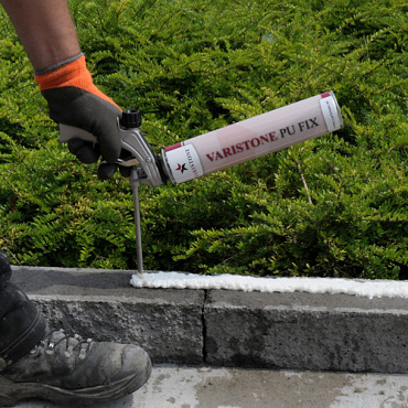 Varistone PU Fix Geelbruin 750 ml NBS Pistoollijm