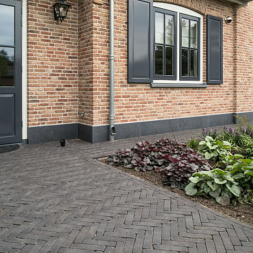 Terra Carbona Antica UDF60  (73 st./m²)