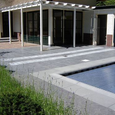 Bluestone 80x80x3 cm getrommeld